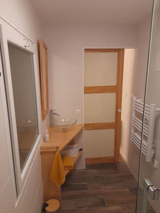 Logement Entier 3 Pieces Et Terrasse Mazieres-en-Gatine Buitenkant foto
