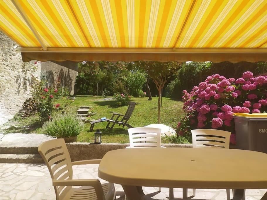 Logement Entier 3 Pieces Et Terrasse Mazieres-en-Gatine Buitenkant foto