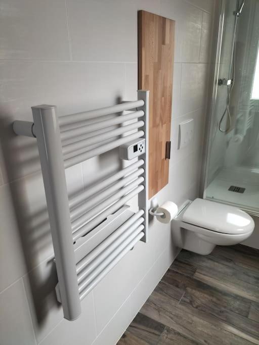 Logement Entier 3 Pieces Et Terrasse Mazieres-en-Gatine Buitenkant foto